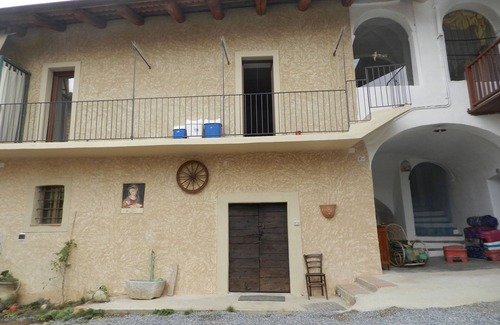 Busca House | Villa Lombardi, holiday homes