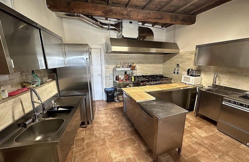 Castel d'Arno Villa | Villa Loredana: A characteristic and welcoming three-story age-old farm house surrounded by the greenery, with Free WI-FI.