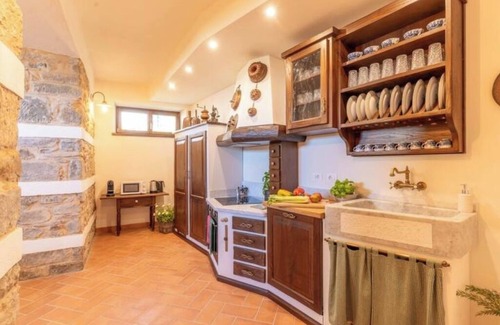 Pieve Fosciana Villa | Villa Loris: History & Luxury