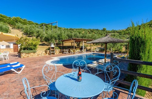 El Gastor Villa | Villa Los Rosales El Gastor by Ruralidays