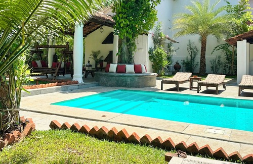 Parra Villa | VILLA LOU GOA Heritage Portuguese House built 1903 with Private Pool