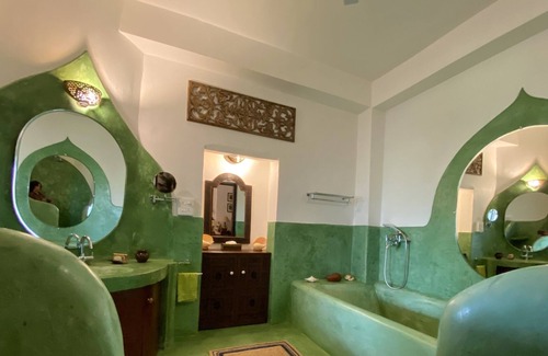 Parra Villa | VILLA LOU GOA Heritage Portuguese House with Private Pool