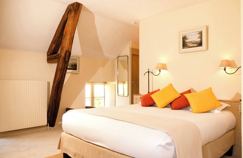 Aloxe-Corton Hotel | Villa Louise
