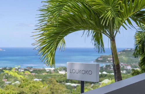 Lurin Villa | Villa Loukoko | Ocean View - Located in Tropical Lurin with Private Pool