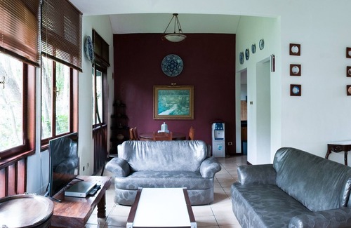 Oro Oro Ombo House | villa Lovender Klub bunga