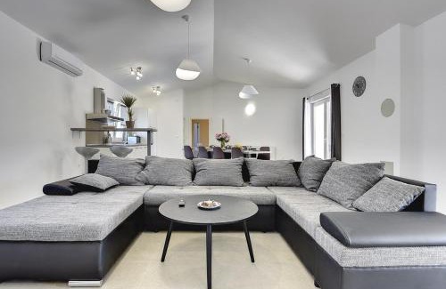 Divsici Villa | Villa Lu