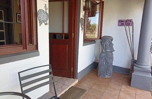 Swartruggens House | Villa Luca Guesthouse & Chalets