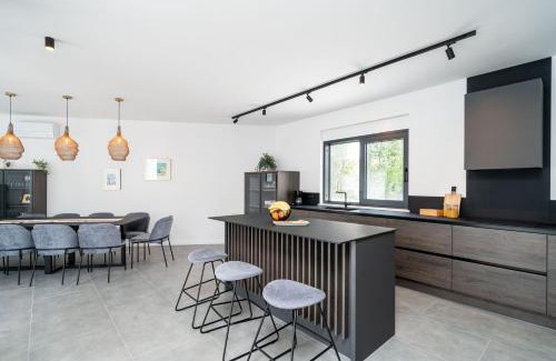 Cilipi Villa | Villa Luce