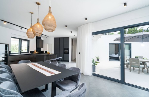 Cilipi Villa | Villa Luce
