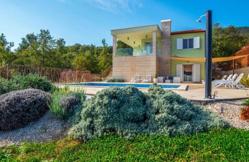 Drenje Villa | Villa Luce