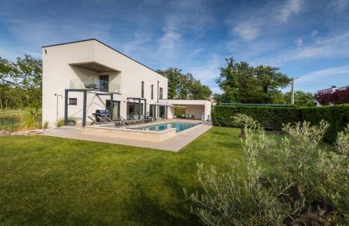 Kirmenjak Villa | Villa Luce Verde