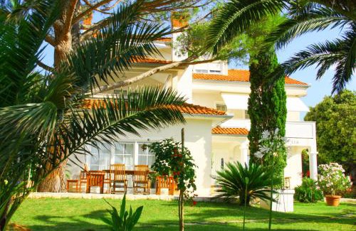 Suha Punta Apartment | Villa Lucija