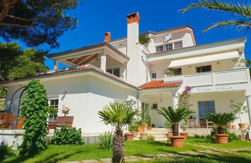 Suha Punta Apartment | Villa Lucija
