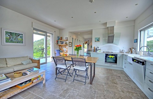 Platanias Town Villa | Villa Lucy - Villa with private pool and panoramic views in Platanias, Crete