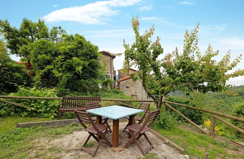 Vezzi Portio Villa | Villa 'Luisa' with Sea View, Shared Terrace and Wi-Fi