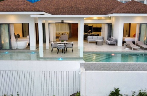 Lamai House | Villa Lulu–Chic 2BR Seaview Retreat w/Private Pool