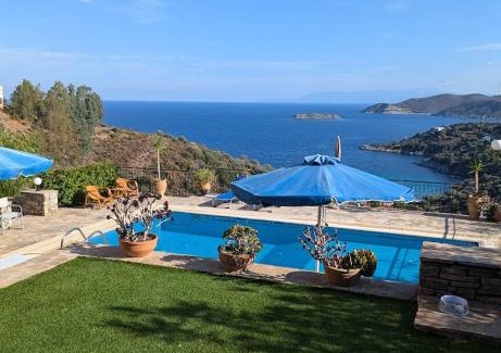 Agii Apostoli Villa | Villa Lumière- Avantes