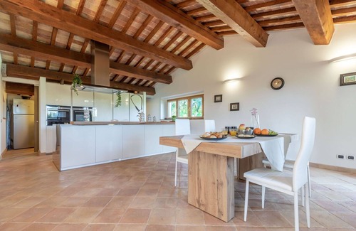 Acquesalate Villa | Villa Luna, exclusive villa in Le Marche countryside