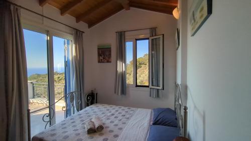 Avlakia Villa | Villa Luna Home