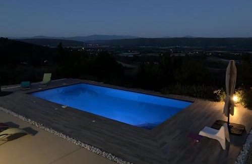 Volx Villa | Villa Luxe – Vues panoramiques