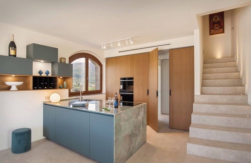 Marciaga Villa | Villa 'Luxury Monte Orione Garda' with Lake View, Wi-Fi and Air Conditioning