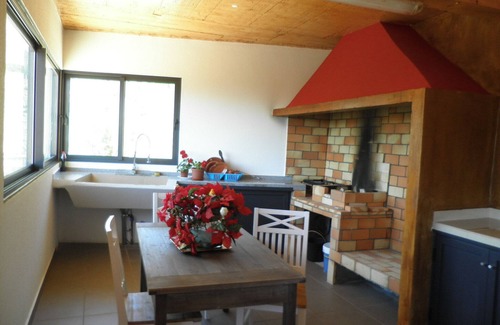 Santa Cruz Villa | Villa Luz: between Serra and the Sea - Free Wifi