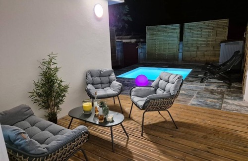 Case-Pilote House | Villa lyly blue