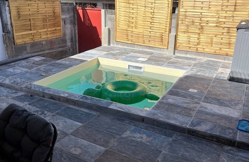 Case-Pilote House | Villa lyly blue