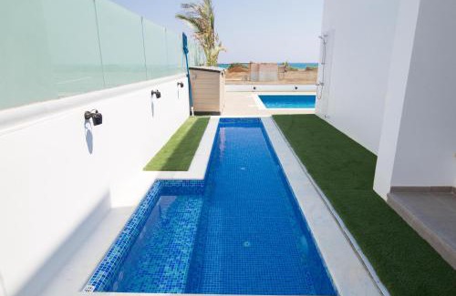 Ayia Thekla House | Villa Lynn Boutique Beachfront