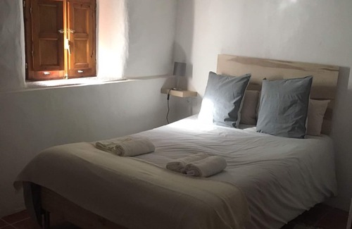 Velez Rubio Bed & Breakfast | Villa Mélusine