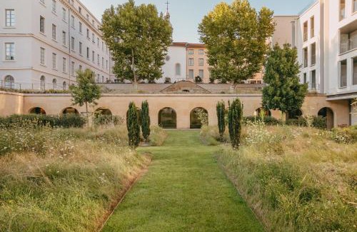 Old Lyon Hotel | Villa Maïa