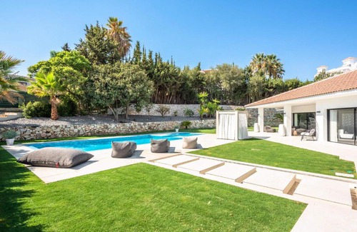 Marbella Villa | Villa Macarena - Extravagant & Luxurious Dream