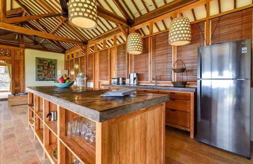Pemuteran Villa | Villa Madoe Sumberkima Hill Retreat