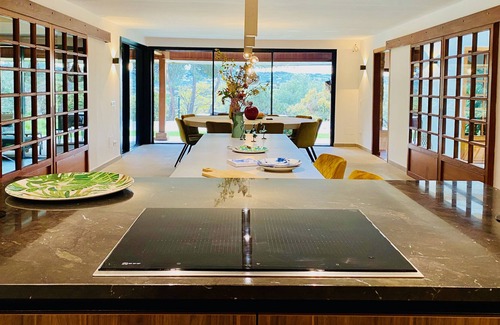 Torrelodones Villa | Villa Madrid mountain view (30km from centre)