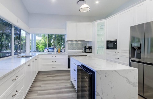 Brisbane Waterfront House | Villa Magnolia on Boyd