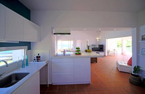 Grande-Terre Villa | Villa Mahina, surfing and panoramic ocean views!