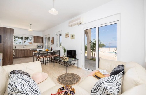 Fanai Villa | Villa Maia - Three Bedroom Villa, Sleeps 7