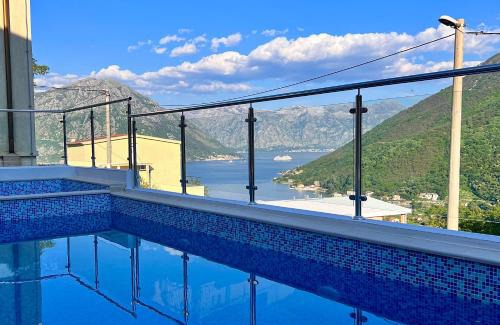 Morinj Villa | Villa Maki