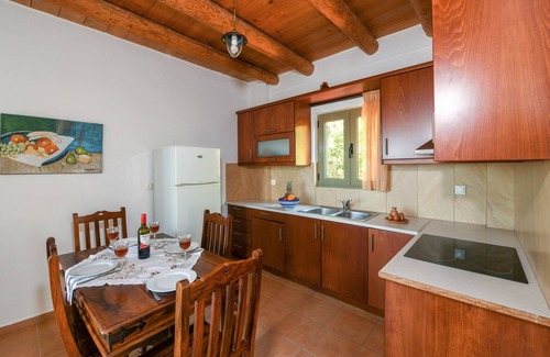 Milia Villa | Villa 'Malathiros 4 with Private Pool' with Sea View, Wi-Fi and Air Conditioning