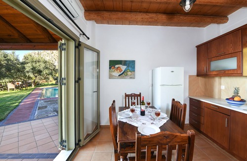 Milia Villa | Villa 'Malathiros 4 with Private Pool' with Sea View, Wi-Fi and Air Conditioning
