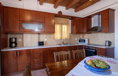 Milia Villa | Villa 'Malathiros 6 with Private Pool' with Sea View, Wi-Fi and Air Conditioning