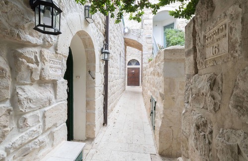 Mahane Israel House | Villa Mamilla
