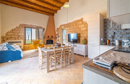 Menfi Villa | Villa Mamma Pina - Elegant, brand new, private pool, panorama, vegetable garden