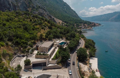 Orahovac Villa | Villa Mandragora