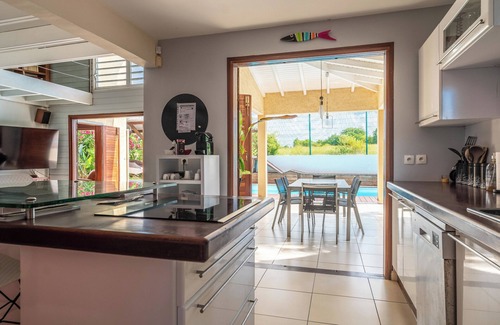 Dampierre Villa | Villa Manguier, unexpected cabin in the Mango tree