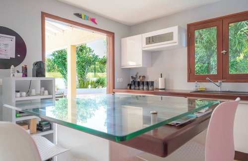 Dampierre Villa | Villa Manguier, unexpected cabin in the Mango tree