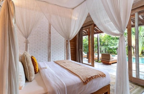 Kerobokan Villa | Villa Mannao Estate Kerobokan