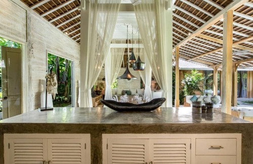 Kerobokan Villa | Villa Mannao Estate Kerobokan