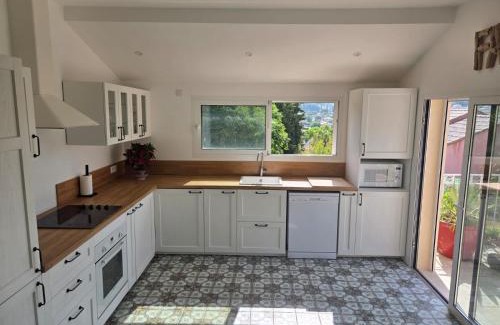 Ollioules House | Villa Manoa