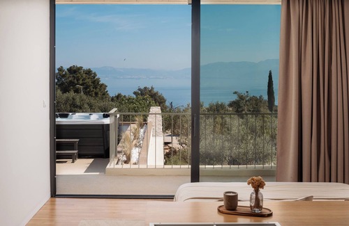 Gornje Selo Villa | Villa Manolo offers an array of amenities set amidst the enchanting olive garden